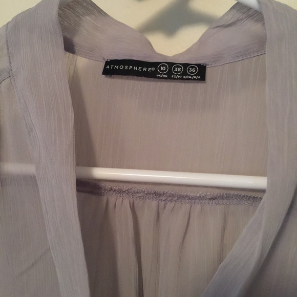 🚫sold in bundle 🚫Sheer gray top! - Picture 3 of 3