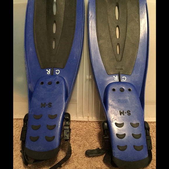 Aeris Velosity Fins - Picture 2 of 2