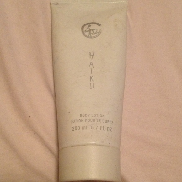 Haiku body lotion