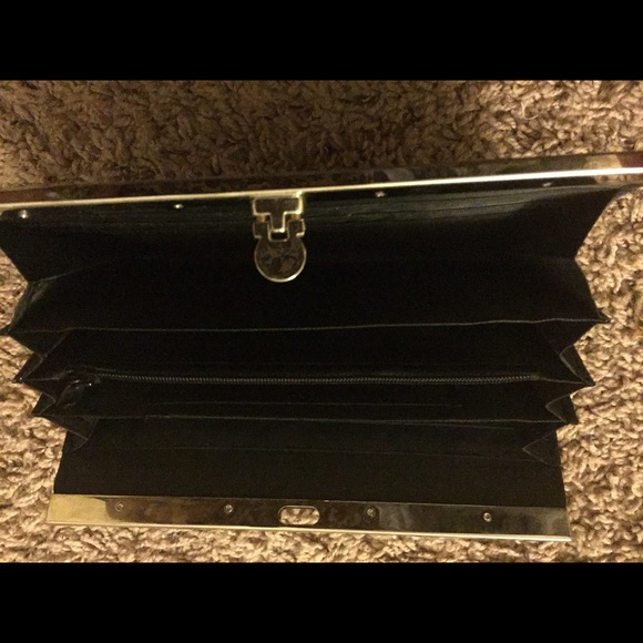 Wallet - Picture 3 of 3