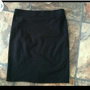 Black pencil skirt!