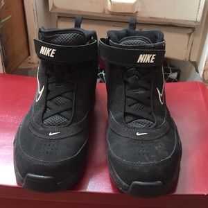 Black nike high tops