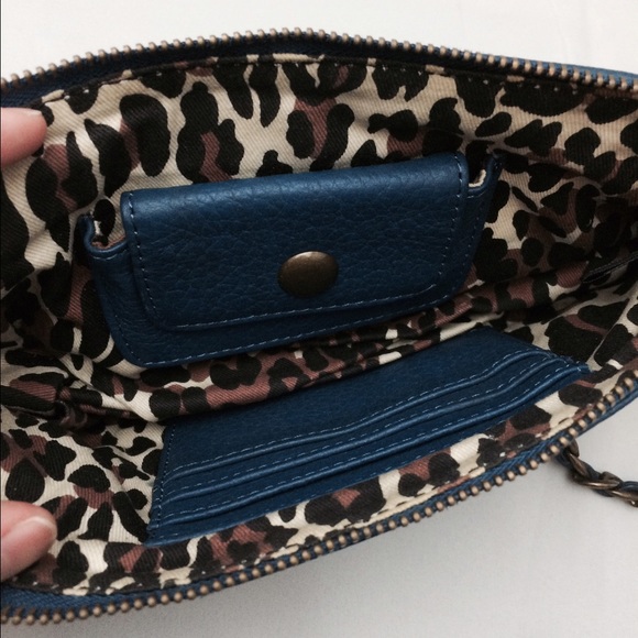 Authentic Betsey Johnson clutch - Picture 4 of 4