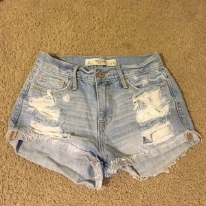 High waisted Abercrombie light wash shorts