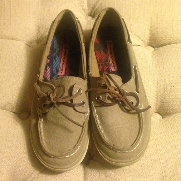 Rock & candy tan boat shoes