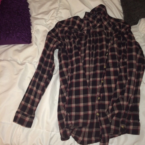 Brandy Melville red black and white flannel