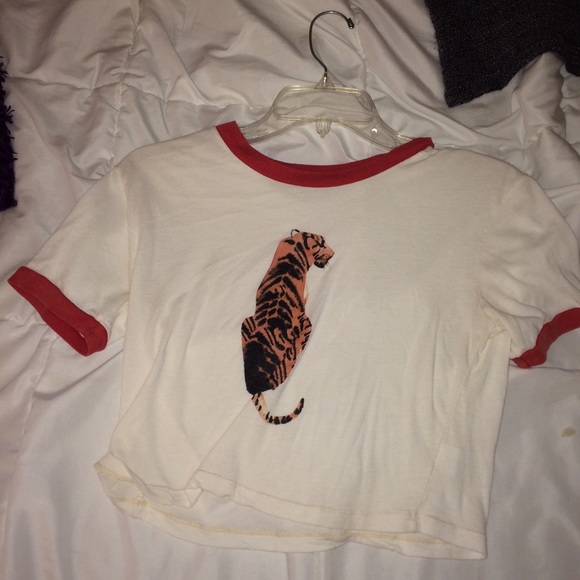 BRANDY MELVILLE RARE CAROLINA TOP NEVER WORN