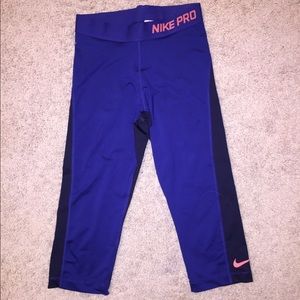 Nike Pro cropped leggings