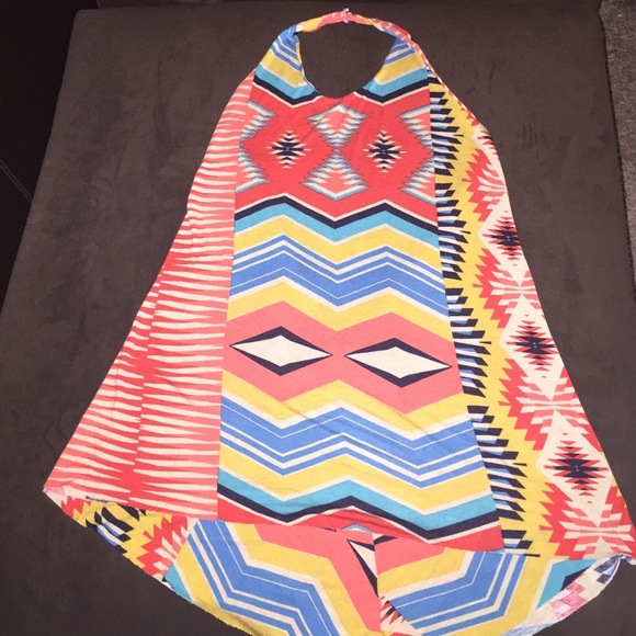 Reversible halter tank