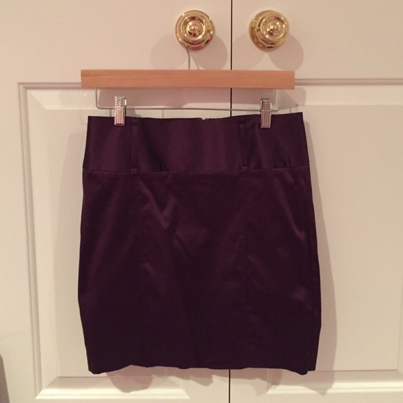 Silky purple pencil skirt