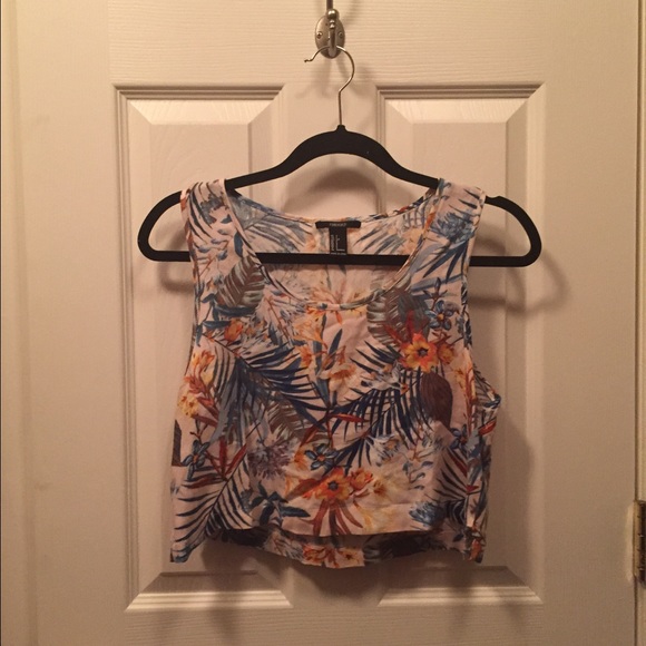crop top
