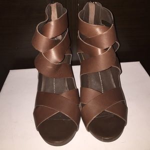 Pali brown leather sandals
