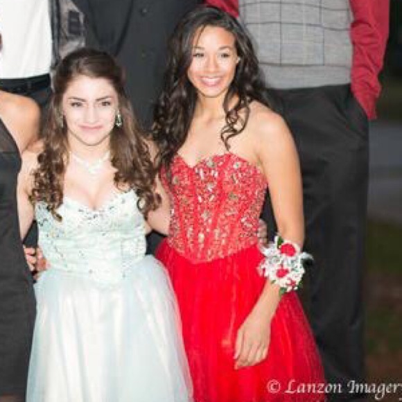 Red prom/homecoming Dress