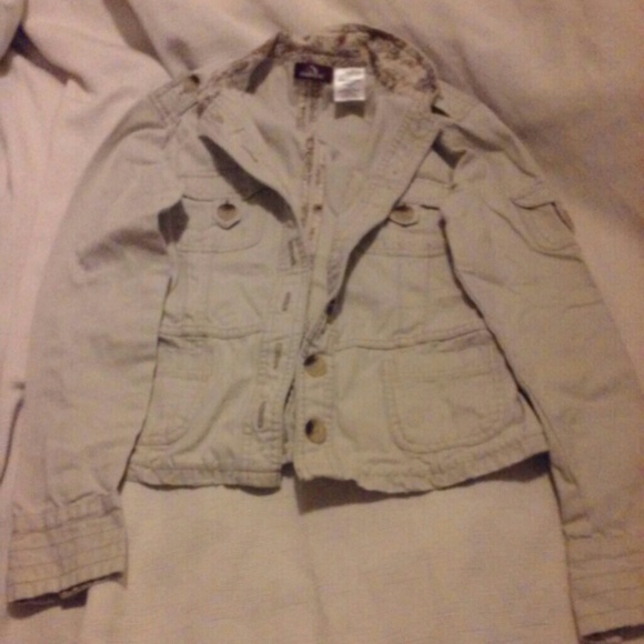 Khaki button up jacket