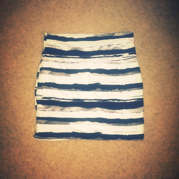 Black and white mini skirt