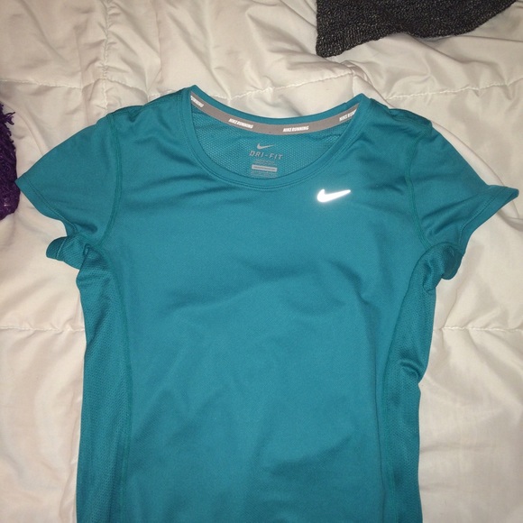 NIKE DR-FIT RUNNING WORKOUT TOP XS
