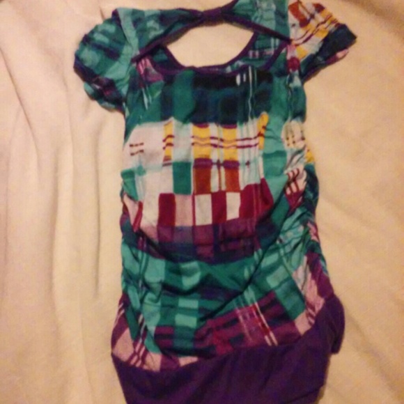 Multicolored stretchy top