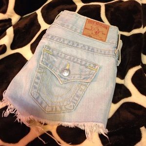 Light wash true religion shorts size 27