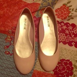 Nude Ballet Flats