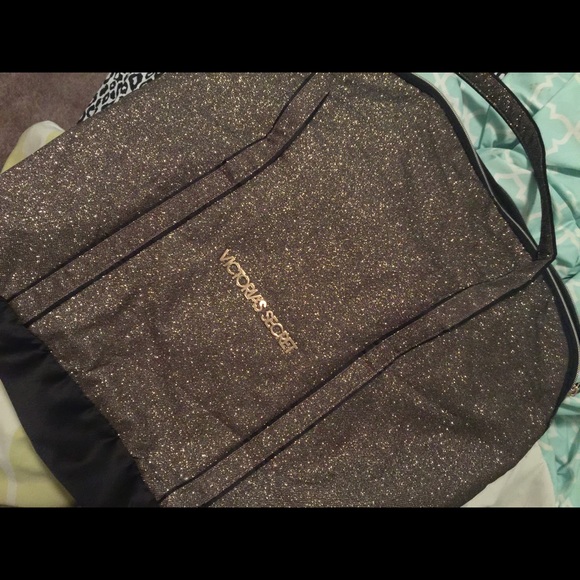 VICTORIA'S SECRET LARGE SPARKLE BAG