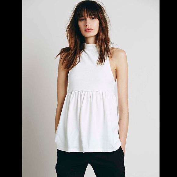 💓FLASH SALE💓Free People solid keyhole tunic