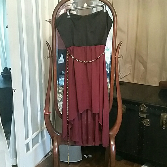 Sz3x black and maroon hi-low dress