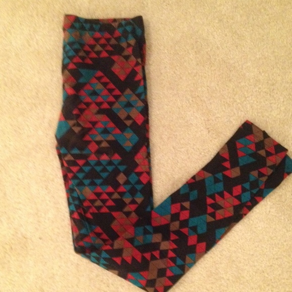 Forever 21 Tribal Leggings
