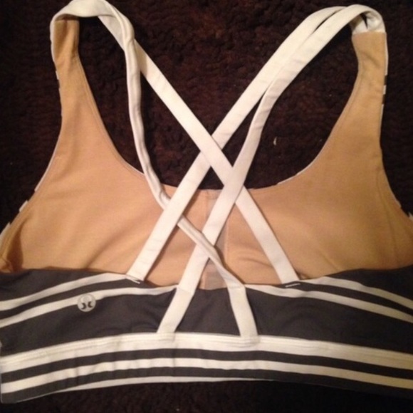 Hold for Grace ❤️ LuluLemon Energy Bra 🌻