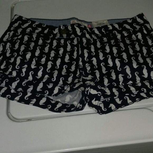 Seahorse shorts