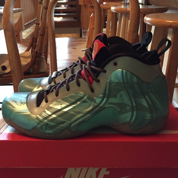 Nike air flight posite year of the horse size 9.5 - Picture 2 of 4