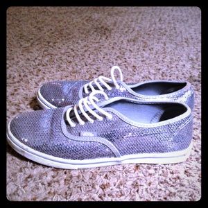 Women's sequence vans