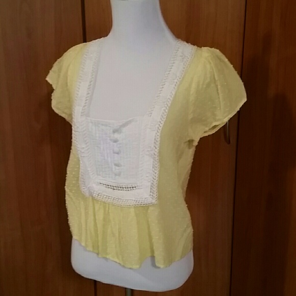 *SOLD* Vintage boho bib front butterfly sleeve top