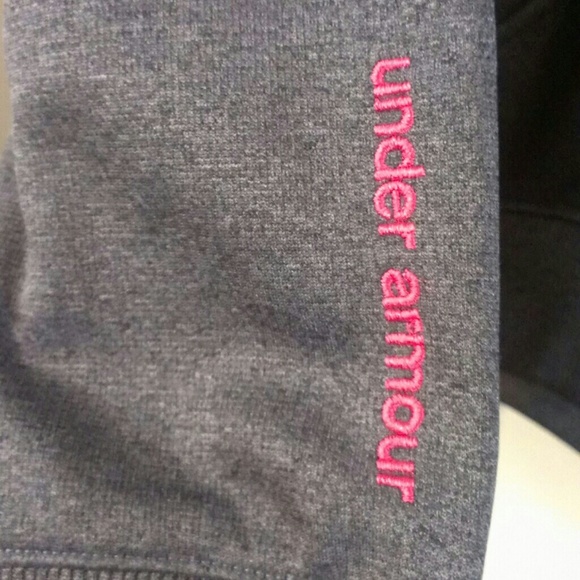 Under armour hoodie - Picture 2 of 3