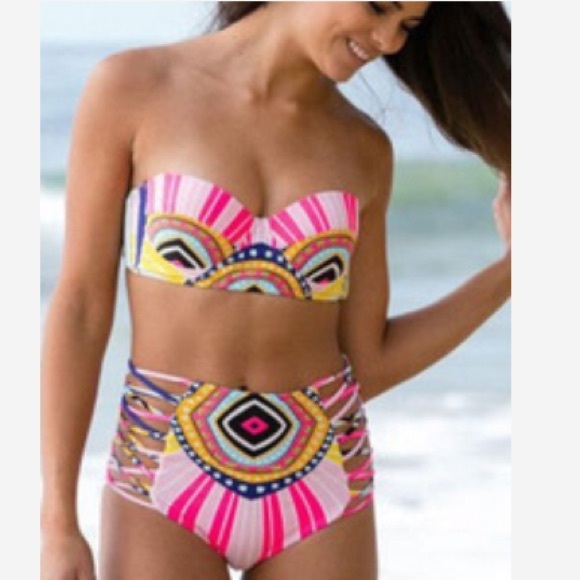 High waisted bikini