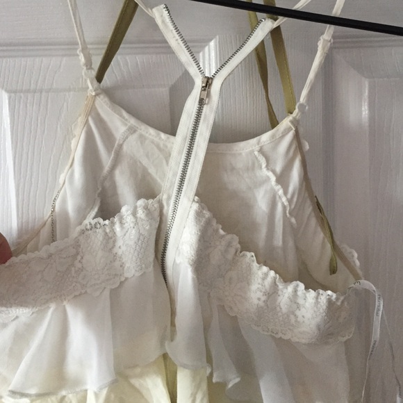 Gorgeous multi layer dress! - Picture 3 of 3