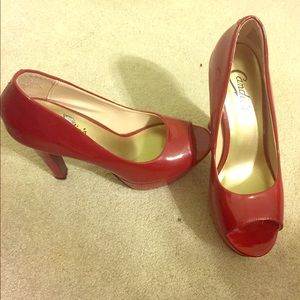 Red Pumps
