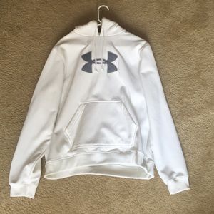 Under Armour Sweatshirt