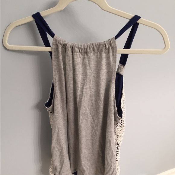 Tank top - Picture 2 of 3