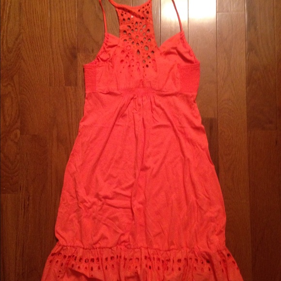 Dress - Picture 2 of 4