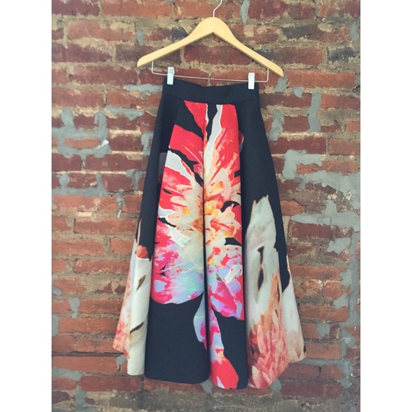 Beautiful Skirt 🌺