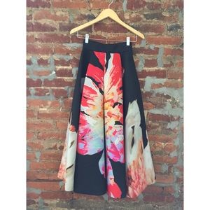 Beautiful Skirt 🌺