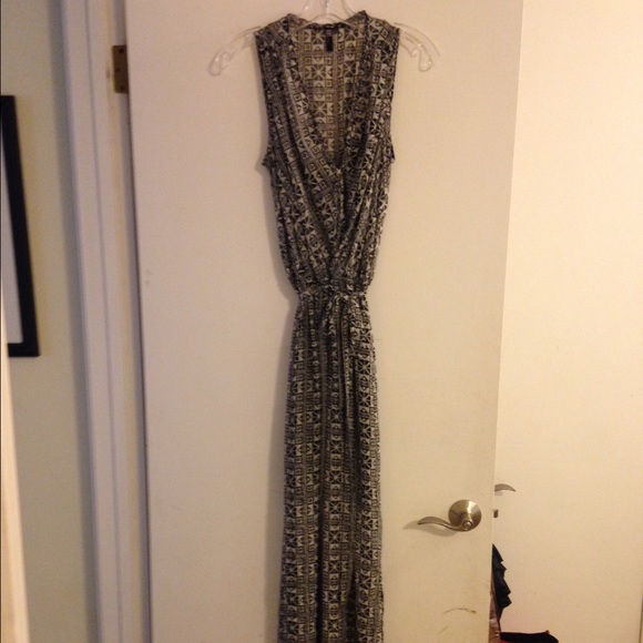 Black and white maxi dress