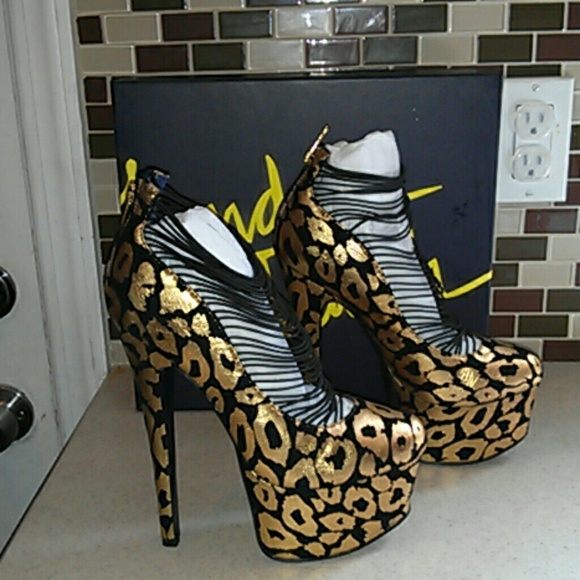 London Trash Ceres Cheetah - Picture 2 of 5