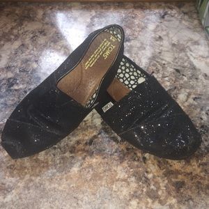 Black sparkly Toms