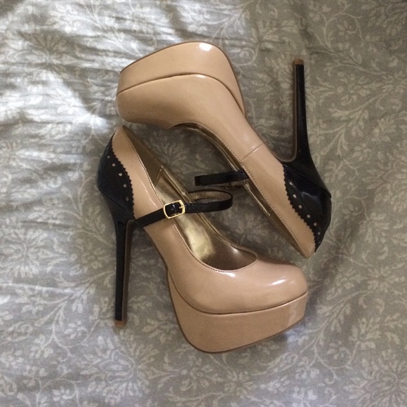 Charlotte Russe Mary Jane Tan and Black Pumps!