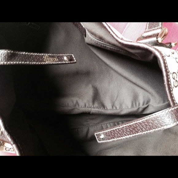 Gucci authentic handbag - Picture 3 of 3