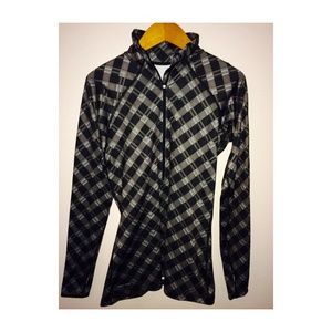 Nike Pro Dri Fit long sleep, zip up, pullover