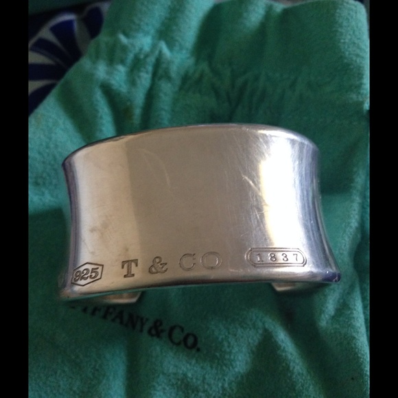 Tiffany & Co AUTHENTIC Cuff.