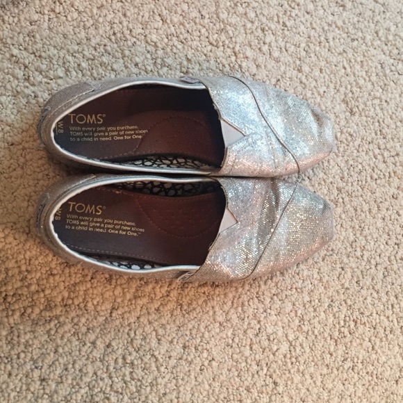 Sliver Glittery Toms