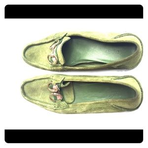 Gucci green driver with horsebit detail